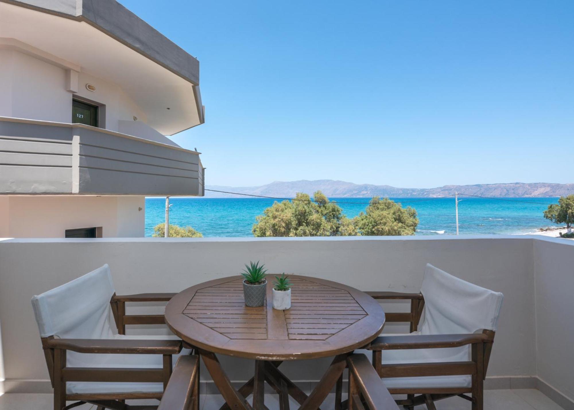 Christina Aparthotel 2*